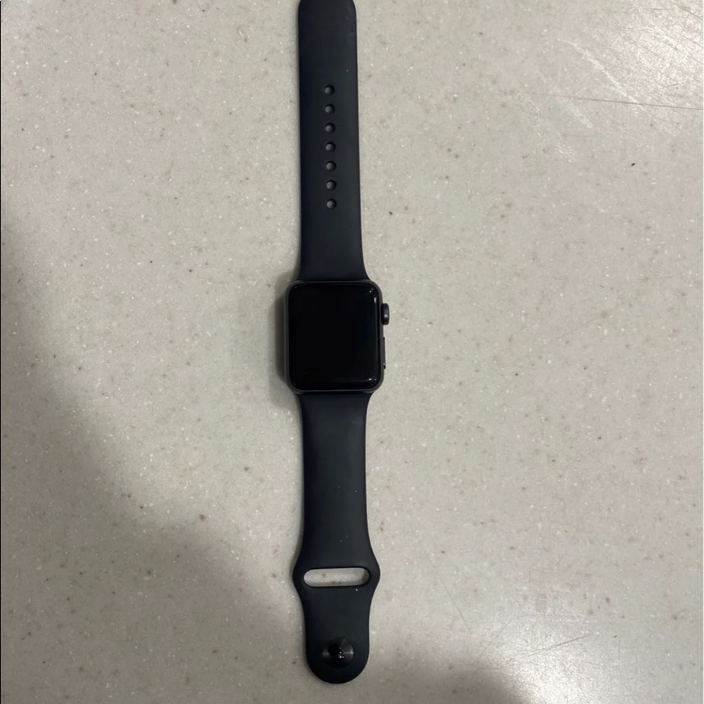 apple watch. series 3 38mm